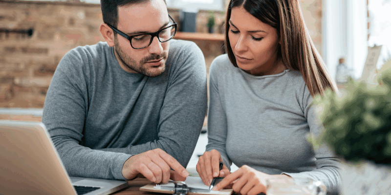 Poupar e investir